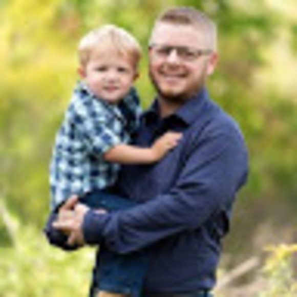 Meet your Posher, Andrew - Picture 1 of 1